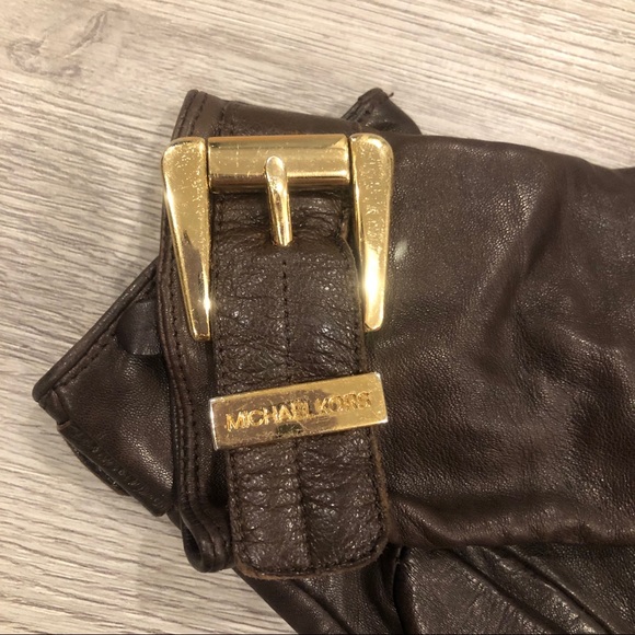 Michael Kors Leather Buckle Gloves - Picture 2 of 6
